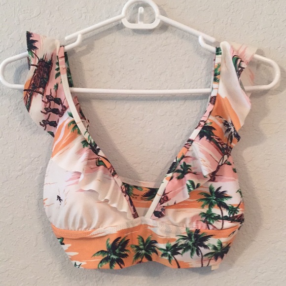 aerie Other - Aerie Hawaiian Ruffle Trim Swim Top